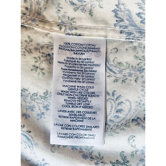 Chaps Black Label Womens M No Iron Blue White Floral Button Shirt Logo Buttons - Picture 16 of 16